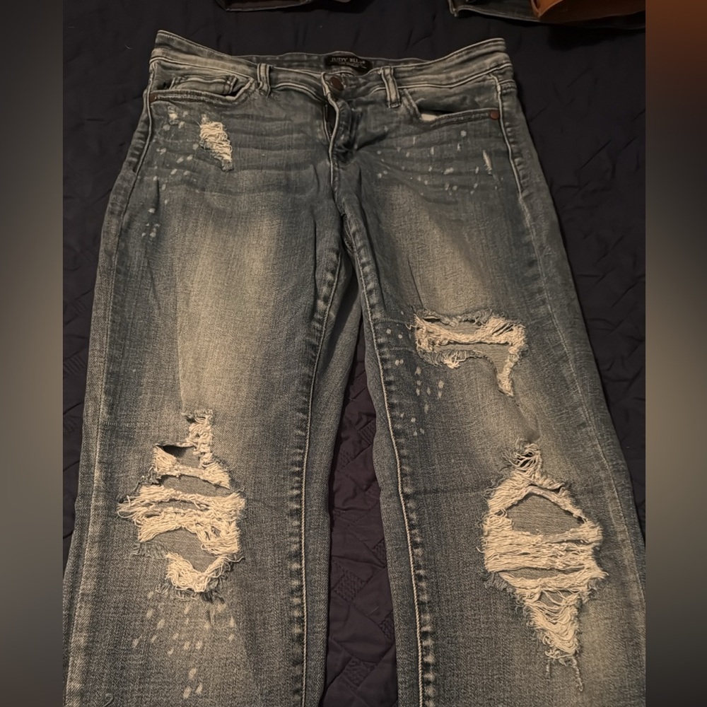 Judy Blue Distressed Straight Leg Jeans